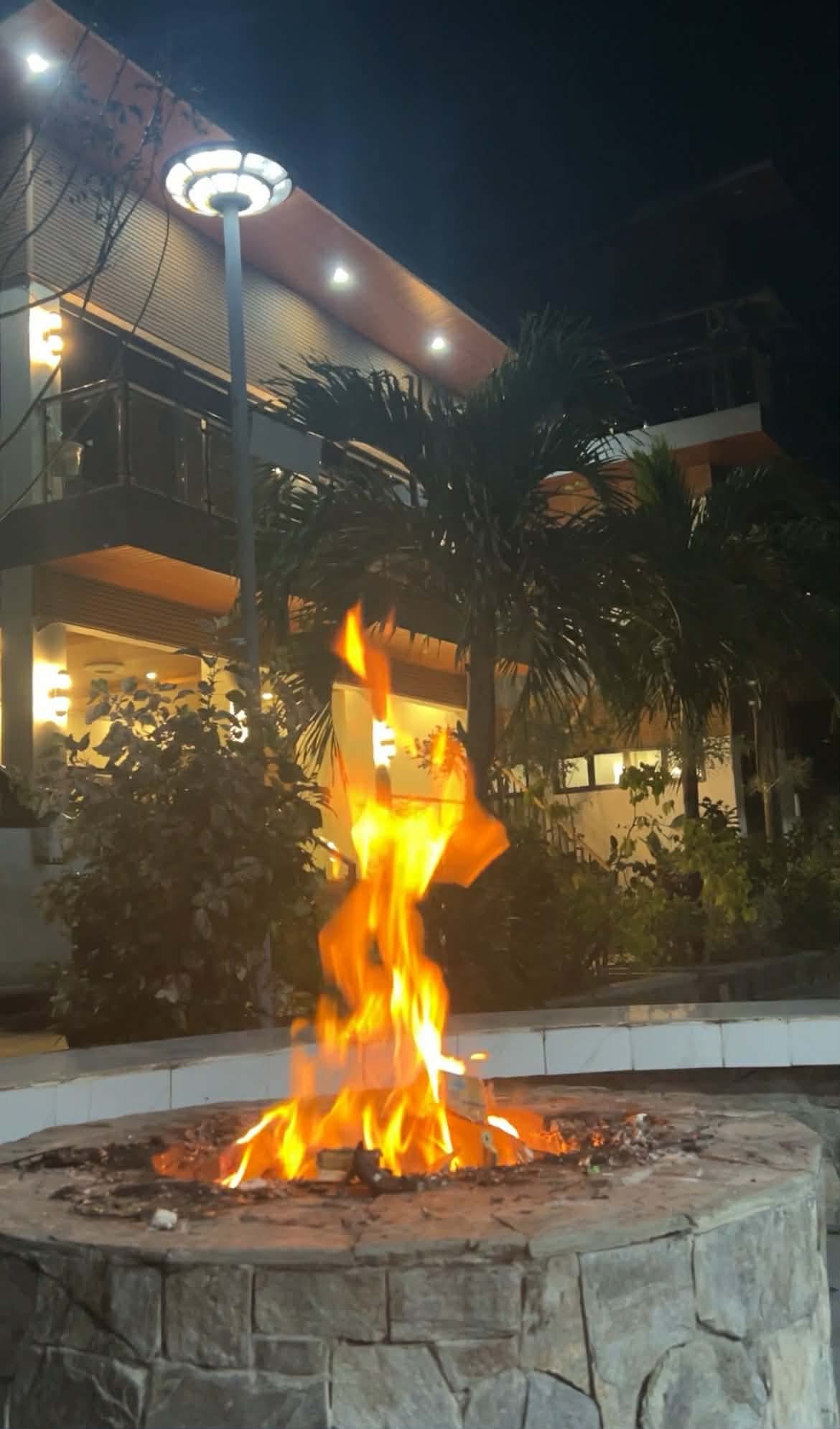 The Cozy Fire Pit
